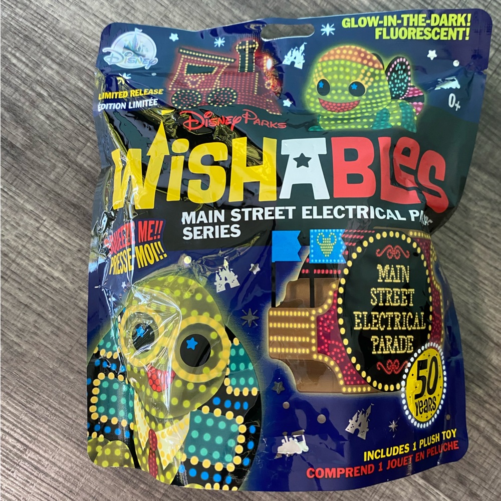 🧁 New DISNEY PARKS Wishables Main Street Electrical Parade Unopened Blind Pack